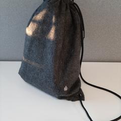 Turnbeutel grau, mit Logo Kreissparkasse، كما تم الإبلاغ عنه بواسطة Wilmering Brinkum عبر iLost