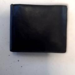 財布 がiLostで Hermes Eindhoven によって報告されました