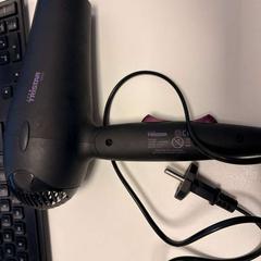 헤어 드라이어, iLost를 사용하여 Ramada by Wyndham Amsterdam Airport Schiphol에 보고됨