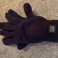 Handschuhe, gemeldet von Van der Valk Hotel Deventer über iLost