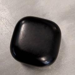 Headphone case Zwart, as reported by Arriva Friesland / Groningen using iLost