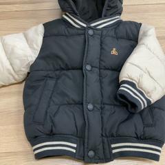 Dzseki 黒, amint azt IKEA仙台 az iLost segítségével jelentette.