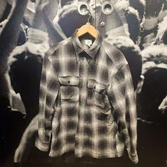 Skjorta Zwart wit, rapporterat av AFAS Live med iLost