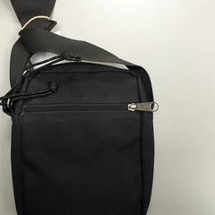 Bag - Wollanders, som rapportert av Centraal magazijn ved bruk av iLost