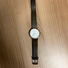 腕時計 がiLostで Connexxion Amstelland-Meerlanden Schiphol Zuid によって報告されました