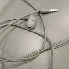 Earphones oortjr, gemeldet von Qbuzz GD Groningen HS über iLost