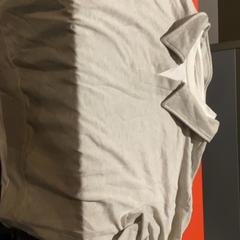 Blusa Grey & white, segundo informou MEININGER Hotel Amsterdam City West usando iLost