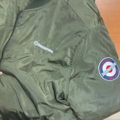 Chaqueta, ha sido reportado por ibis Schiphol Amsterdam Airport con iLost