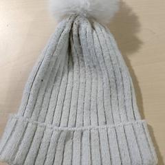 Kleidung Muts wit, gemeldet von Regio Oost-Vlaanderen über iLost