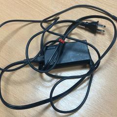 Carregador de portàtils char, segons ha informat Sheraton Brussels Airport Hotel mitjançant iLost