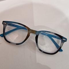 Bril, gisa salatu by allGo Almere iLost erabiliz