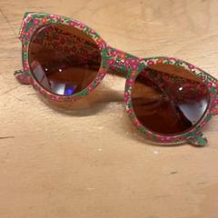 Sonnenbrille, gemeldet von Pathé Utrecht Leidsche Rijn über iLost