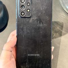 Chytrý telefon Black Samsung, jak nahlášeno Conscious Hotel Westerpark pomocí iLost