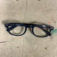 Lentes Blauw LOT, segundo informou Artis usando iLost