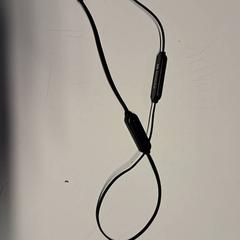 سماعة الأذن، كما تم الإبلاغ عنه بواسطة St. Antonius Ziekenhuis Nieuwegein عبر iLost