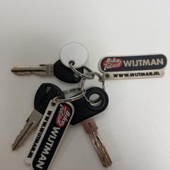 Chaves, segundo informou Pathé Ypenburg usando iLost