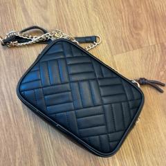 Sac, a été signalé par Kingsland Amsterdam utilisant iLost