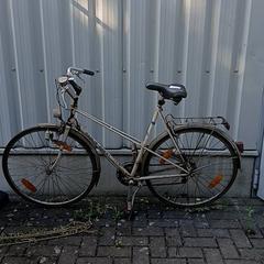 Bicicleta de mujer parijs-brest Wit, ha sido reportado por Fietsdepot Hasselt con iLost