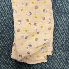 Teppe Beige, print nijntje, som rapportert av De Tovertuin ved bruk av iLost