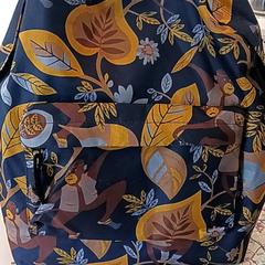 Rugzak Bloemetjes met met aapjes kleurrijk، كما تم الإبلاغ عنه بواسطة RRReis IJssel-Vecht عبر iLost