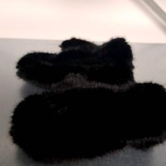 手袋 がiLostで Keolis Lund によって報告されました