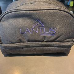 Sac Bag with insulin, a été signalé par Hotel V Frederiksplein utilisant iLost