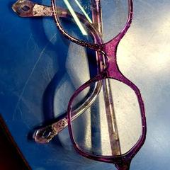 Okuliare Enfant, ako bolo nahlásené IKEA Rennes - Pacé pomocou iLost