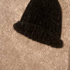 قبعة صغيرة، كما تم الإبلاغ عنه بواسطة Van der Valk Hotel Apeldoorn - De Cantharel عبر iLost