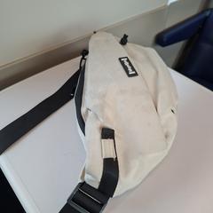 Buik tas heup tas، كما تم الإبلاغ عنه عبر iLost