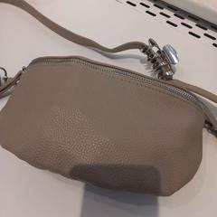 Taška, jak nahlášeno Arriva Limburg Zuid pomocí iLost