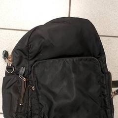 Motxila, gisa salatu by Centraal magazijn iLost erabiliz