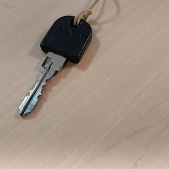 المفاتيح (متنوعة)، كما تم الإبلاغ عنه بواسطة Regio Oost-Vlaanderen عبر iLost