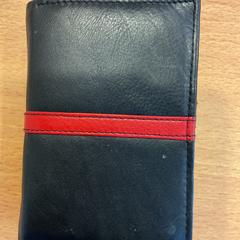 Portemonnee Op naam van Sapeta، كما تم الإبلاغ عنه بواسطة Gemeente Amsterdam عبر iLost