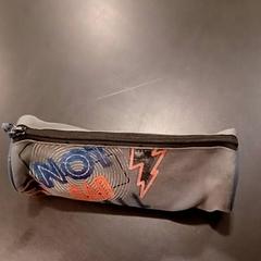 Etui inhoud Grijs, zoals gemeld door Padualaan 97 met iLost