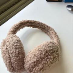 Vêtements oorverwarmers, a été signalé par Regio Oost-Vlaanderen utilisant iLost