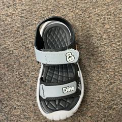 Shoe, as reported by Burgers' Zoo using iLost