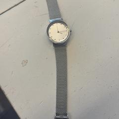 İLost kullanarak GVB tarafından bildirildiği gibi İzlemek