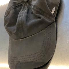 İLost kullanarak MEININGER Hotel Leipzig Hauptbahnhof tarafından bildirildiği gibi Cap Gray