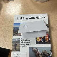 Rezervovat building with nature, jak nahlášeno DoubleTree by Hilton Rotterdam Centre pomocí iLost