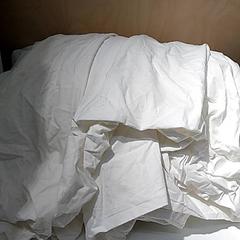 Kleed Wit, como reportado por IKEA Groningen utilizando o iLost