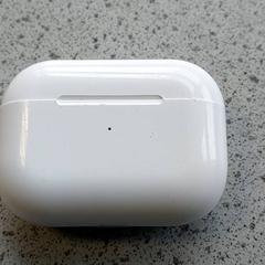 المنتجات الإلكترونية - Earpods، كما تم الإبلاغ عنه بواسطة Regio Limburg - Leuven عبر iLost