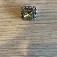 Gyűrű, amint azt Pathé Groningen az iLost segítségével jelentette.