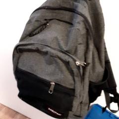 Plecak, zgłoszono przez Qbuzz ZHN przy użyciu iLost