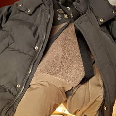 Manteau  enfant enfant, jak nahlášeno IKEA Paris Nord Roissy pomocí iLost
