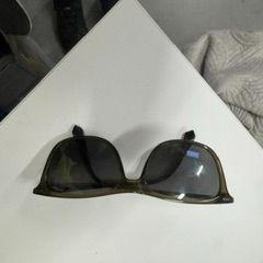 Gafas de sol, ha sido reportado por IKEA Duiven con iLost