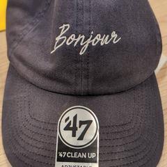 Casquette, a été signalé par Pathé Zwolle utilisant iLost