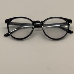 Lentes, segundo informou IKEA Tokyo-Bay usando iLost