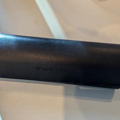 Custodia per gli occhiali, come riportato da Inntel Hotels Utrecht Centre utilizzando iLost