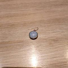 Oorbel Blauw, zoals gemeld door Van der Valk Hotel Vianen met iLost