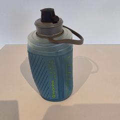 마시는 병 Blauw, iLost를 사용하여 Regio Limburg - Leuven에 보고됨